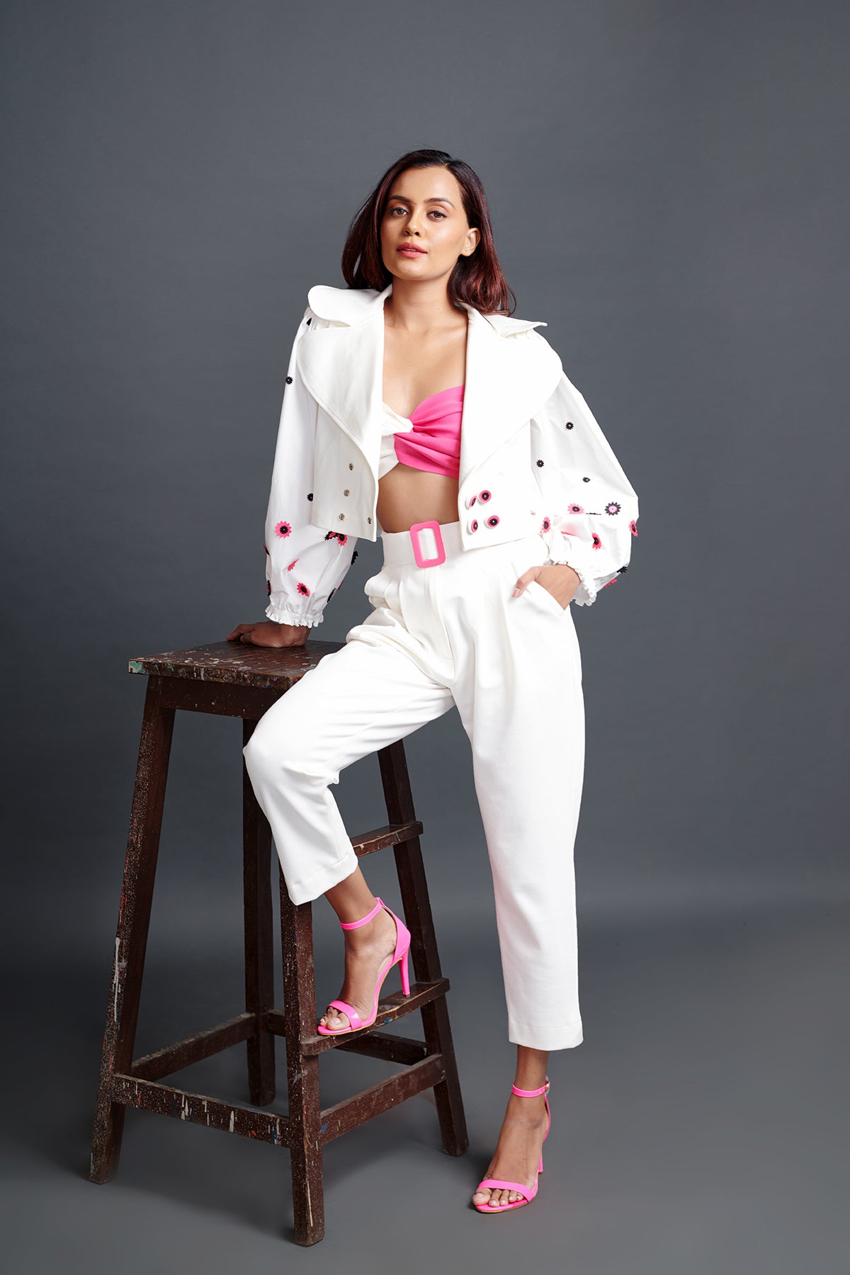 Image of WHITE CUT WORK DETAILED SLEEVED OVERLAP CROP JACKET AND PANTS. From savoirfashions.com