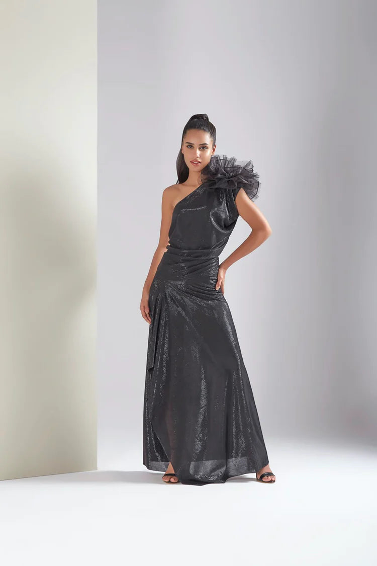 Image of This BLACK ONE SHOULDER PARTY WEAR MAXI DRESS provides an elegant look suitable for special occasions, with a one-shoulder silhouette and a long maxi hemline. The sleek fabric ensures a comfortable fit and a stylish look.    From savoirfashions.com